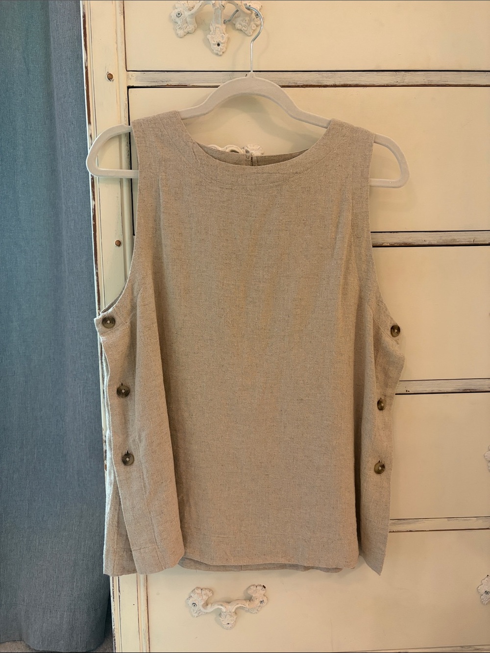 Universal Thread Sleeveless Linen-Blend Top — Light Taupe